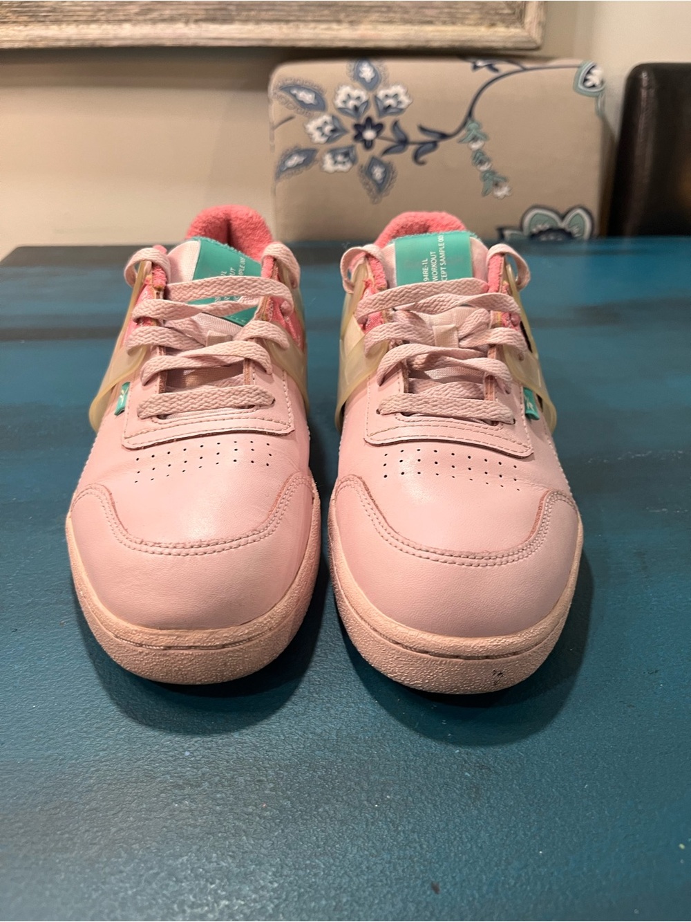 Reebok Women’s Pink and Teal Low-Top Sneakers - Picture 3 of 7